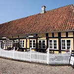 Postgaarden I فندق
